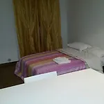 Beverly Village Aparthotel *