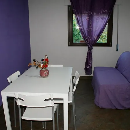 Beverly Village 아파트호텔