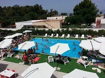 Beverly Village Lejlighedshotel Taureana