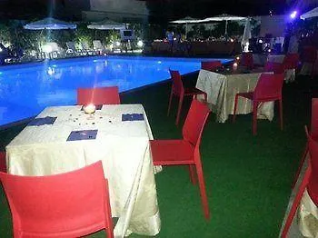 Lejlighedshotel Beverly Village Taureana