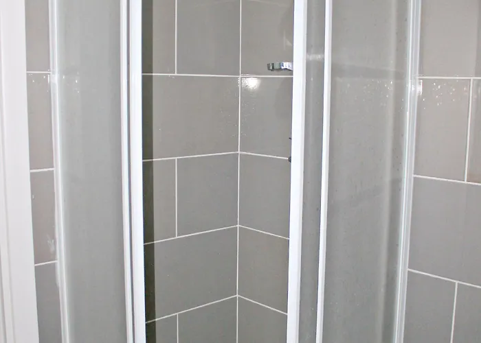 Beverly Village Taureana