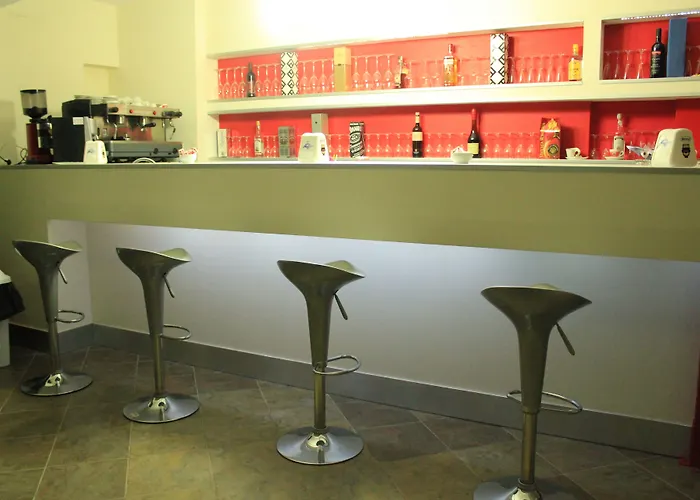 Beverly Village Aparthotel