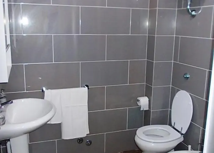 Beverly Village Apart-hotel *