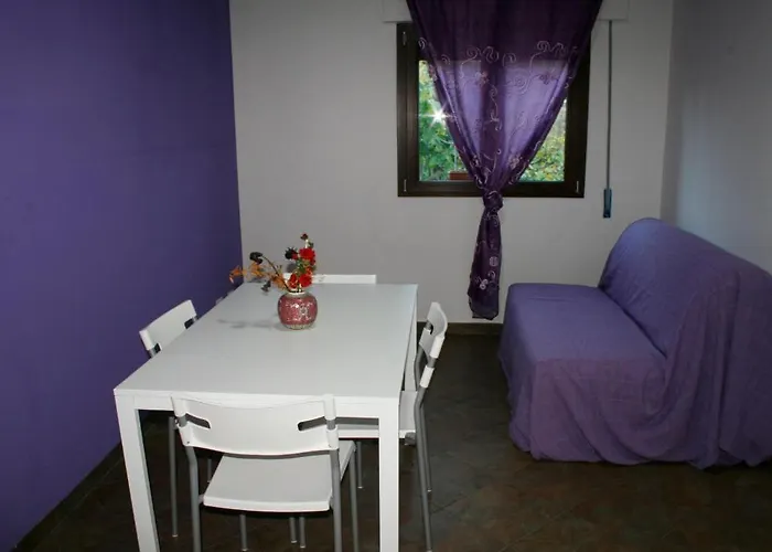 Beverly Village Aparthotel