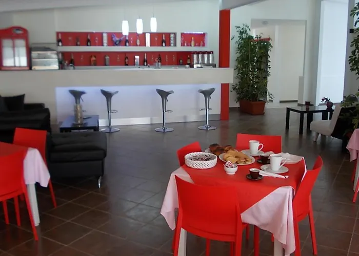 Beverly Village Aparthotel Taureana