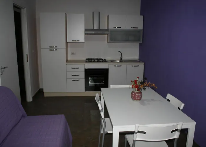 Apart-hotel Beverly Village *